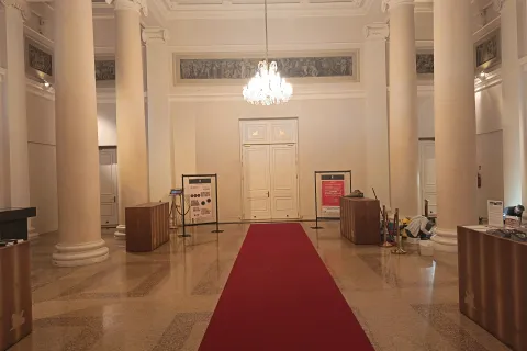 restauro del foyer del Teatro Amintore Galli