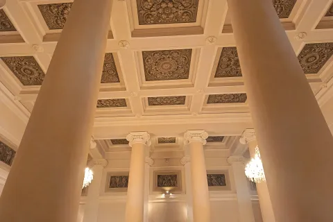 restauro del foyer del Teatro Amintore Galli