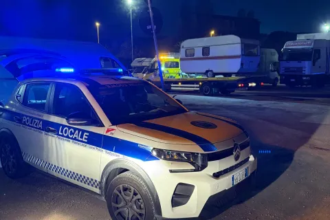 SGOMBERO PARCHEGG VIE  FADA -GIULIANI