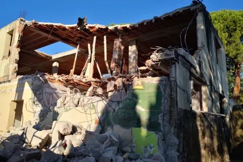 Demolizione san Lorenzo in Correggiano