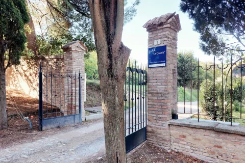 Muro di cinta CRA Le Grazie