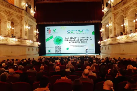 Lancio della prima CER al Teatro Galli 