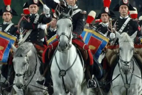 carabinieri a cavallo