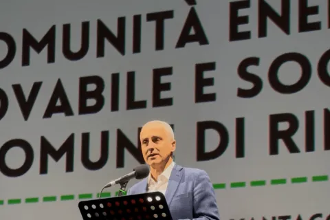 Lancio della prima CER al Teatro Galli 