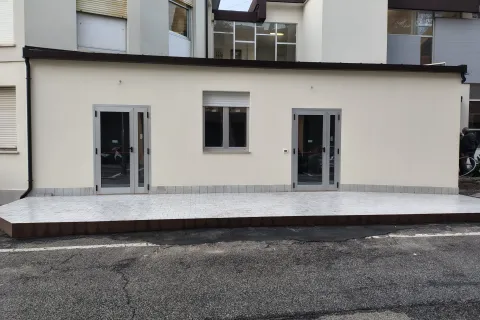 centro sociale di Piazza Decio Raggi