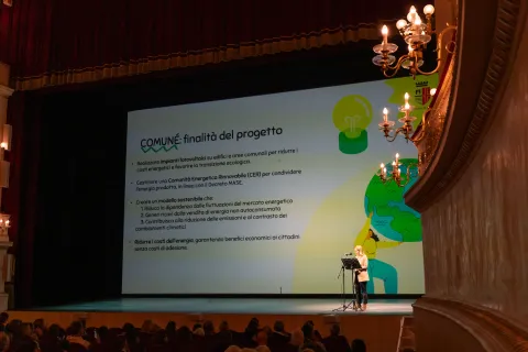 Lancio della prima CER al Teatro Galli 