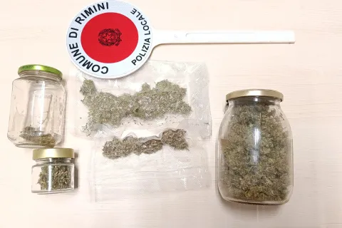 sequestro della polizia locale 15 dicembre 25