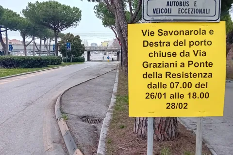 202601_ immagine via Destra del Porto RN