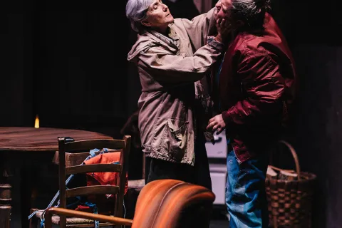 Misurare il salto delle rane_(foto di scena Andrea Morgillo)