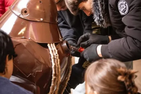 landing art per il cortile della Biblioteca Gambalunga