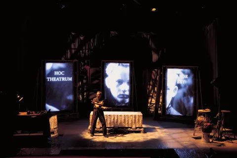 lettere a bernini  - foto di scena di Enrico Fedrigoli