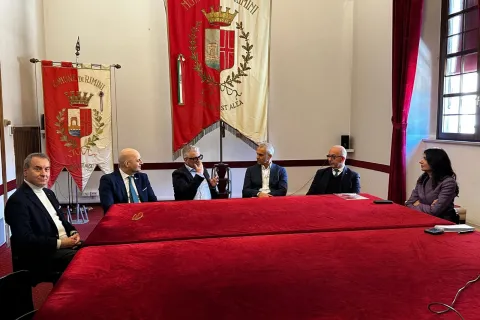 Ricevuto in Residenza Comunale il professor Paolo Parini