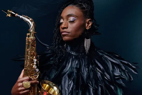 70-Lakecia-Benjamin-di-Elizabeth-Letizell