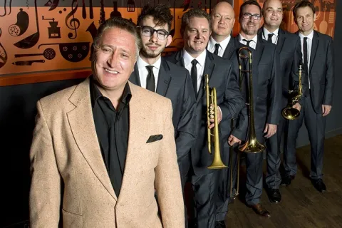 73-Ray-Gelato-The-Giants-di-Darren-Russell-