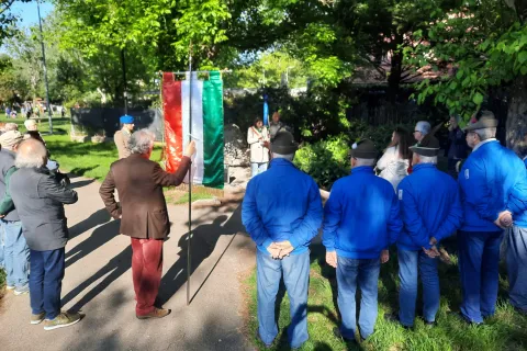 cerimonia al parco briolini 22 apr 26