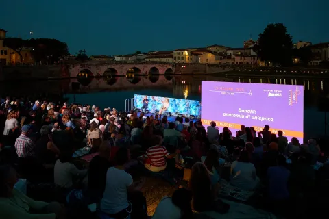Biglietti agli amici piazza sull_acqua