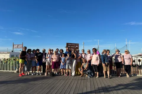 Dall'uncinetto nella sede di quartiere alla spiaggia: il progetto del Nodo territoriale di salute sbarca al bagno 133 Giorgio