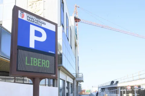 parcheggio interrato di piazza Marvelli