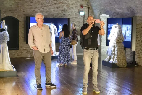 arlton Cuse, John Ridley e Robert Powell in visita al Fellini Museum 2026