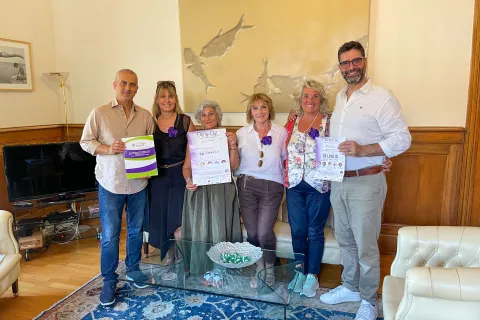 L'associazione Oltre la Ricerca ricevuta in Comune dal Sindaco Jamil Sadegholvaad e dall'assessore Kristian Gianfreda