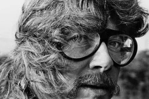 Libri quasi dimenticati": giovedì 9 luglio Silvia Bottani racconta Il nuovo sesso. Cowgirl di Tom Robbins