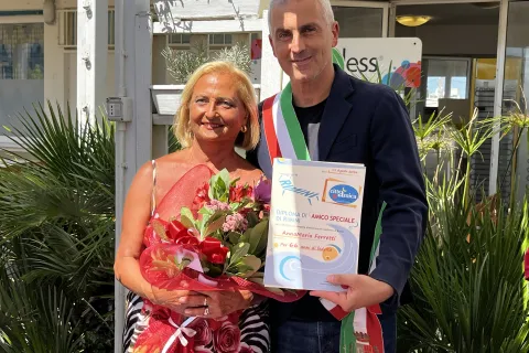 il Sindaco rende omaggio ad AnnaMaria Ferretti al bagno 53