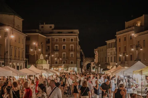 piazza Tre Martiri