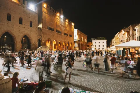 piazza cavour