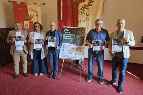 Firma proposta di legge di iniziativa popolare di Confesercenti