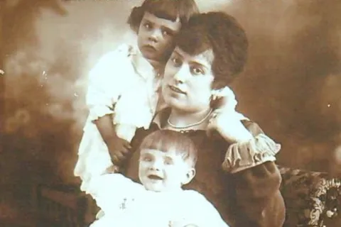 Foto tratta dalla copertina del libro di Umberto Moretti