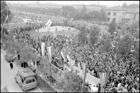 Visita del 21-10-1973 Sandro Pertini a Rimini foto archivio Minghini