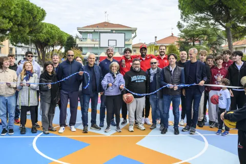inaugurato campo basket miramare