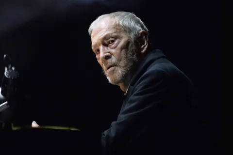 Umberto Orsini - prima del temporale
