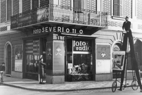 065_-_ottica_severi._anno_1949.jpg