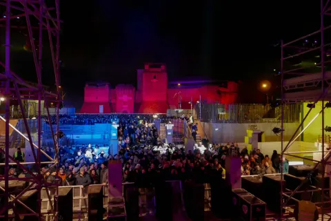 11assturismo_capodanno_2016_pubblico_cantiere_galli_1060128.jpg