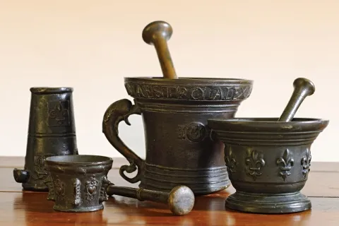 13.aboca_museum_gruppo_di_mortai.jpg