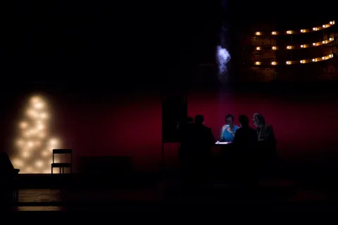 21_foto_di_scena_-_totali_-_regalo_di_natale_-_michele_de_punzio_0105.jpg