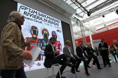 2_-_motogp_expo.jpg