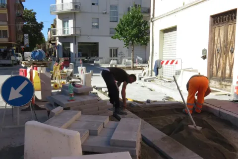 anello_nuove_piazze_piazzetta_agabiti_02.jpg