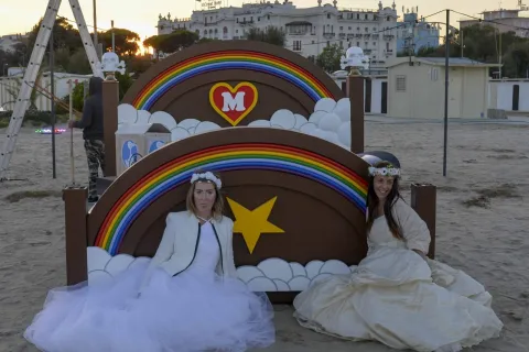 ass_turismo_stasera_a_casa_di_mika_ric9645.jpg