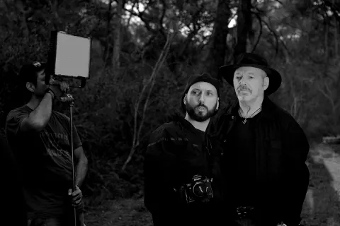 backstage-vasco-romanoff03-twinbn_1.jpg
