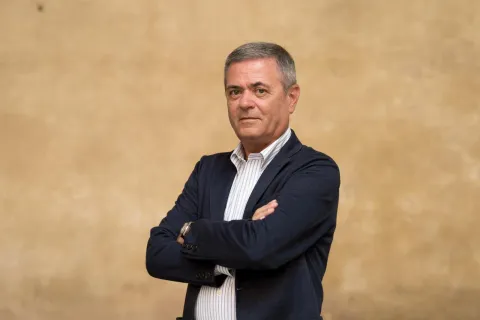 berlino_cronache_dal_muro_-_foto_di_giacomo_maestri_-_elastica.jpg