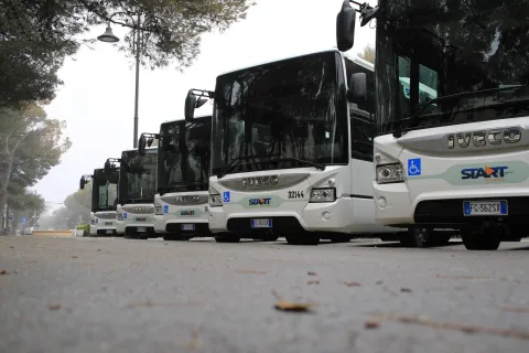 bus_startromagna.jpg