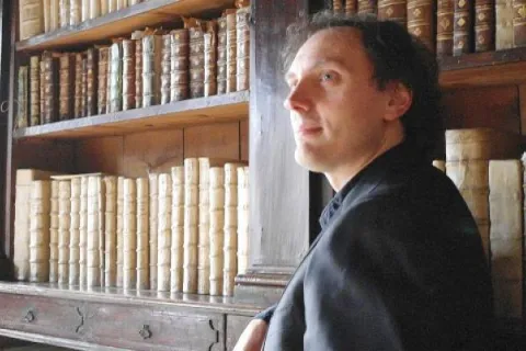 cantarini.jpg