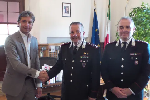 carmine_adinolfi_generale_corpo_darmata.jpg