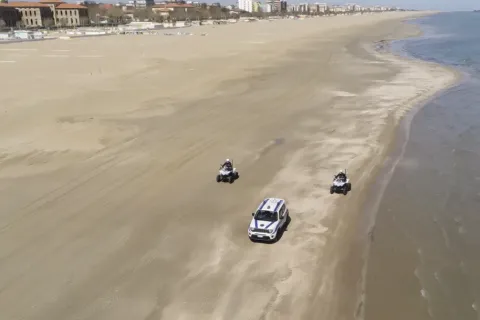 controlli_con_drone_in_spiaggia_polizia_locale_5.png