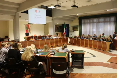 delegazione_finlandese_scuola.jpg