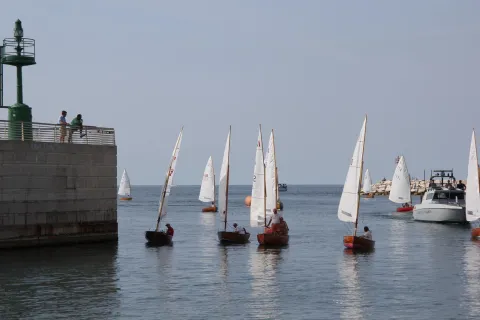 dinghy.jpg