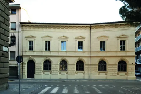 facciata_palazzo_agolanti.jpg