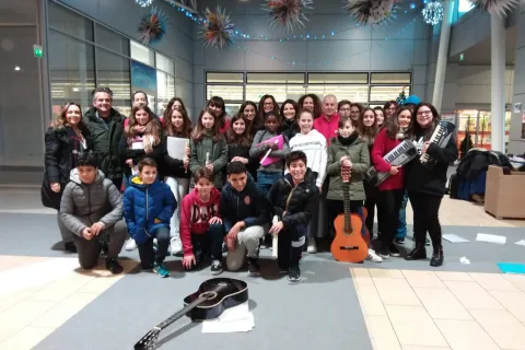 focus_ambiente_scuole_medie_fermi_natale.jpg